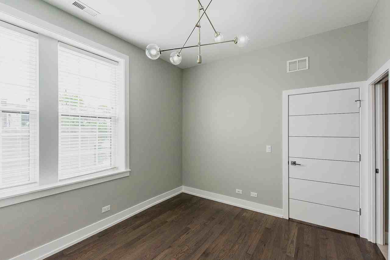 2450 W Chicago Ave #3F - Photo 6 of 8