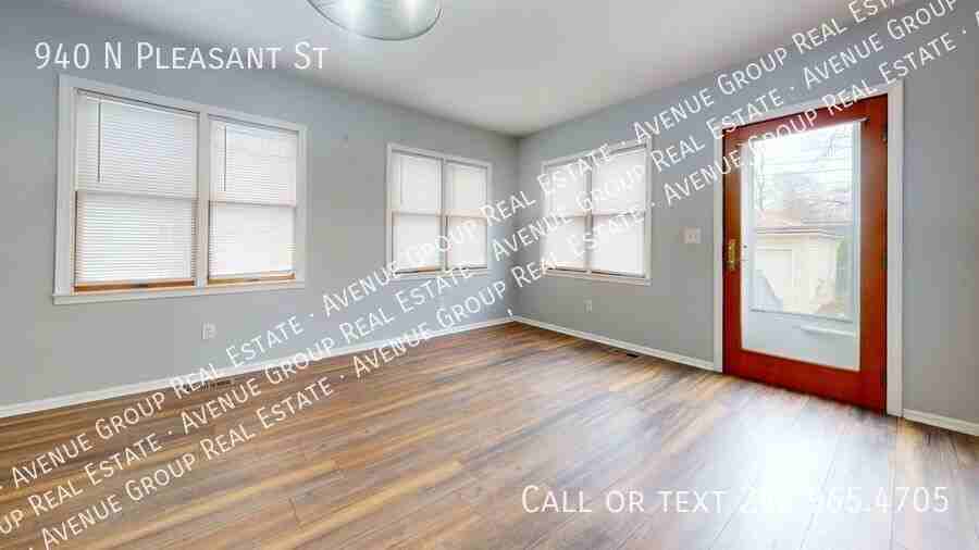 940 N Pleasant St - Photo 6 of 19