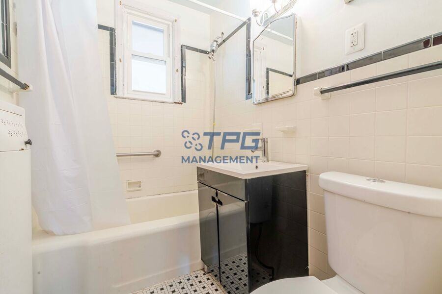 413 E 7th Ave - Photo 6 of 10