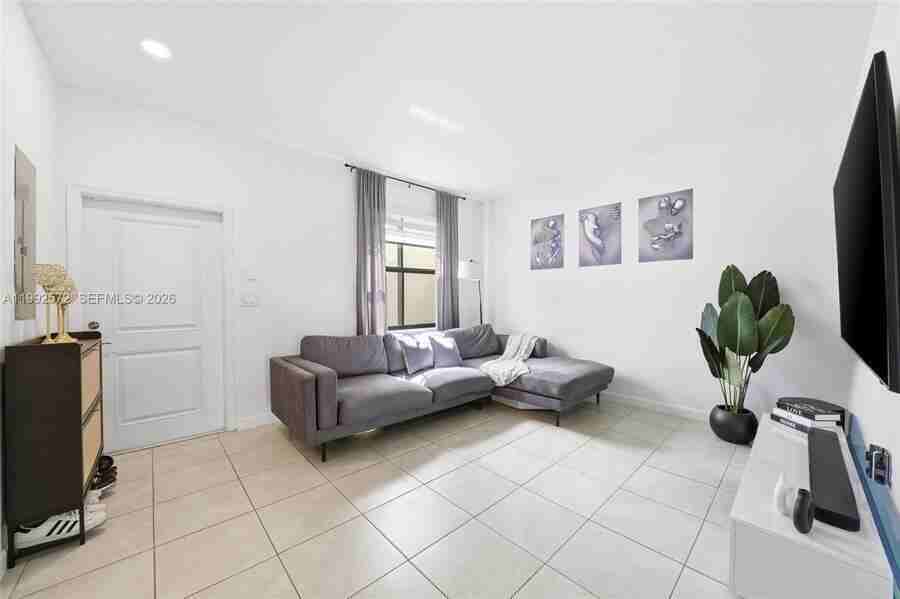 24644 Sw 118th Ct - Photo 3 of 26