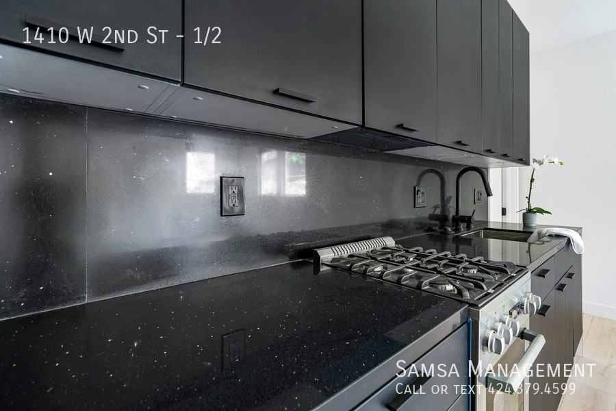 1410 W 2nd St #1-2