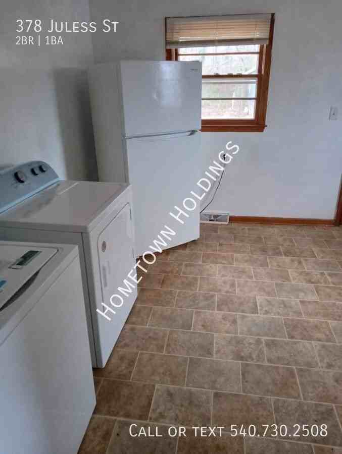 378 Juless St - Photo 3 of 6