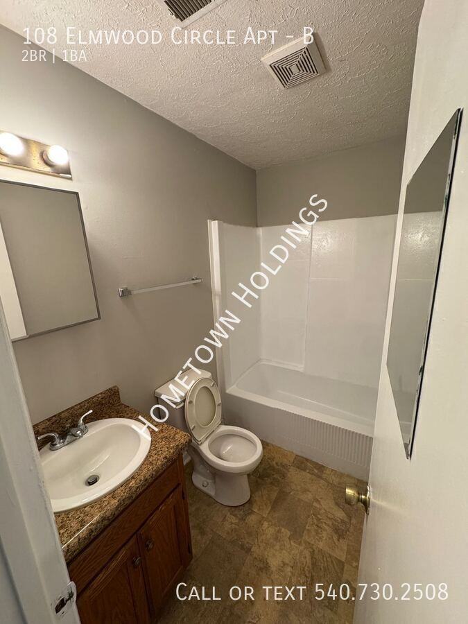 108 Elmwood Cir #B - Photo 5 of 15