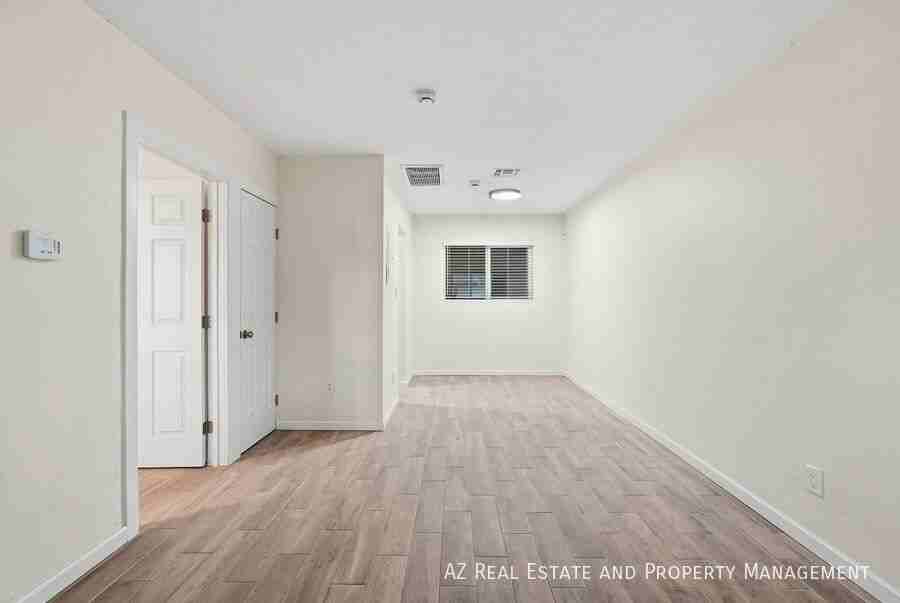 1802 E Coronado Rd #A - Photo 5 of 15