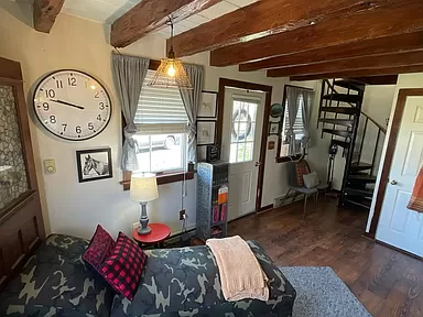 4234 N Valley Pike - Photo 3 of 6