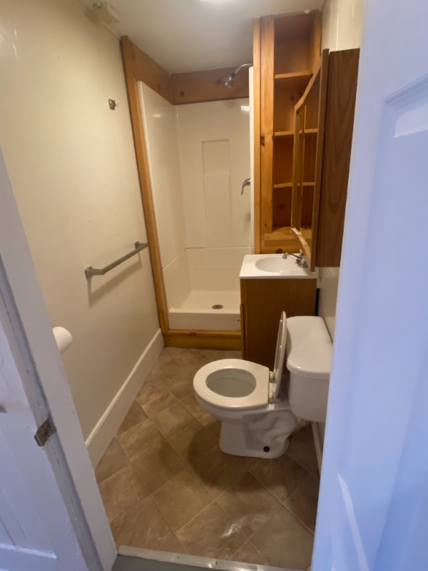 82 Maple St #6 - Photo 3 of 5