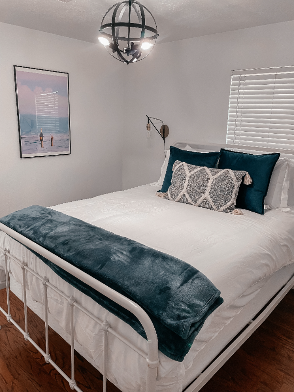 1308 Andrews St - Photo 4 of 21