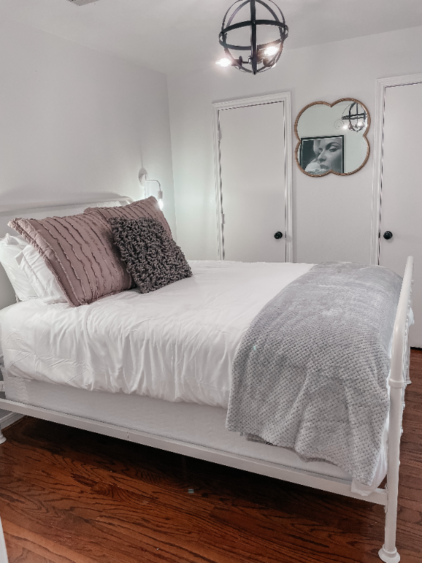 1308 Andrews St - Photo 5 of 21