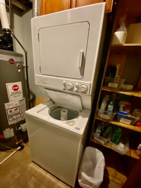 1434 W Fletcher St #1F - Photo 5 of 17