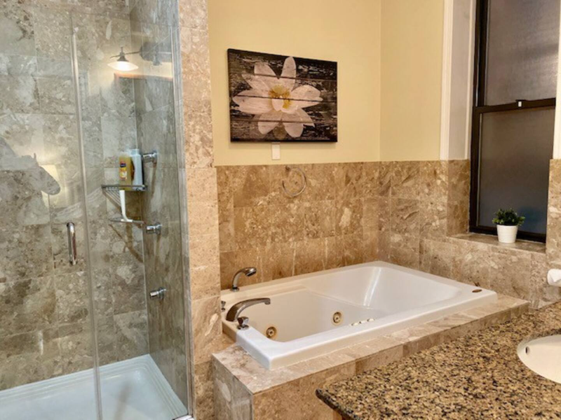 1434 W Fletcher St #1F - Photo 7 of 17