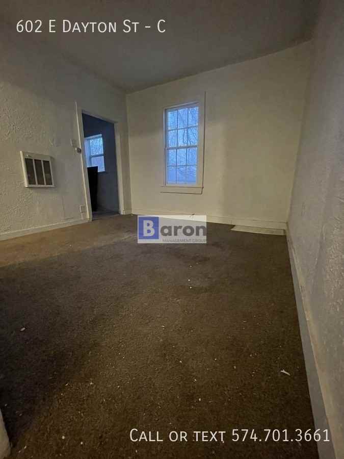 602 E Dayton St #C - Photo 2 of 5