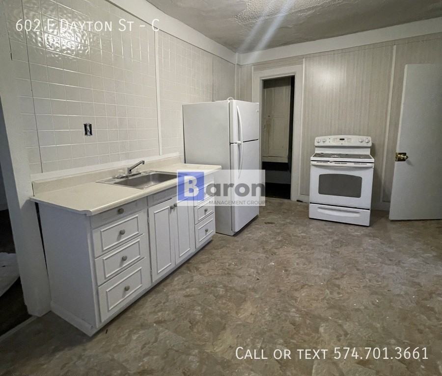 602 E Dayton St #C - Photo 4 of 5