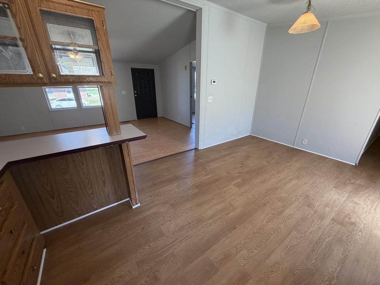 307 Benton St - Photo 3 of 18