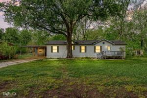 featured image of 2834 Lakeview Rd