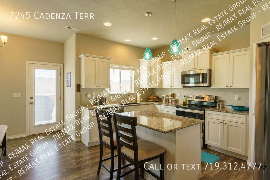7245 Cadenza Ter - Photo 4 of 22
