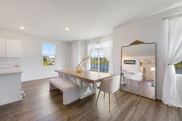 2042 Legacy Pointe Blvd - Photo 4 of 14