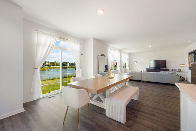 2042 Legacy Pointe Blvd - Photo 5 of 14