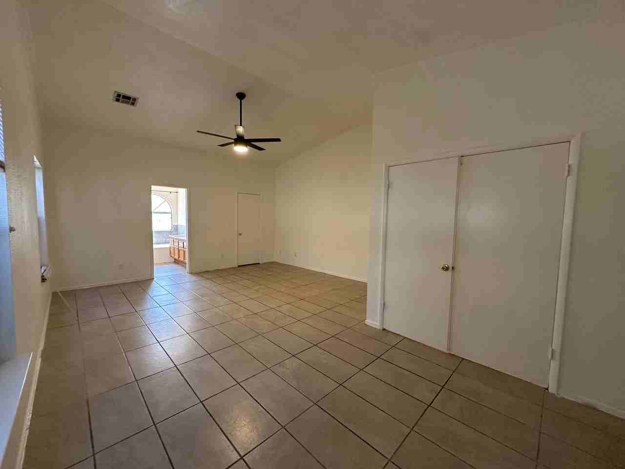 1585 Rowan Tree Dr - Photo 6 of 13