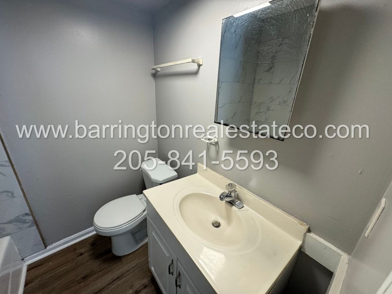 908 4th Ave W #8 - Photo 4 of 5