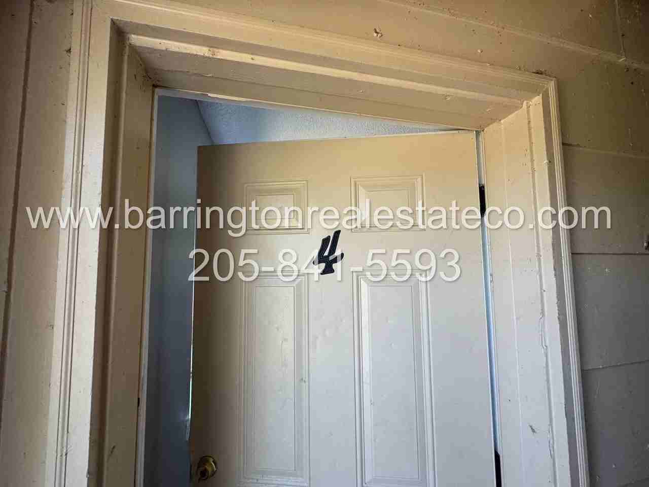 908 4th Ave W #4 - Photo 2 of 5
