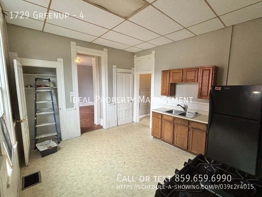 1729 Greenup St #4 - Photo 4 of 7