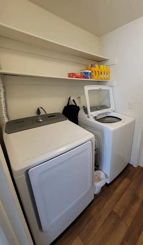 1640 E St #B - Photo 7 of 7