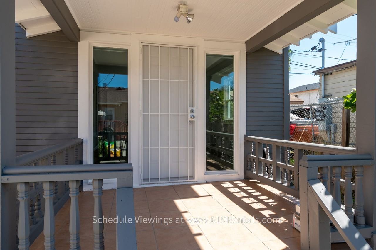 4265 34th St - Photo 2 of 13