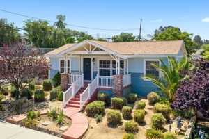 featured image of 307 N Poe St #A