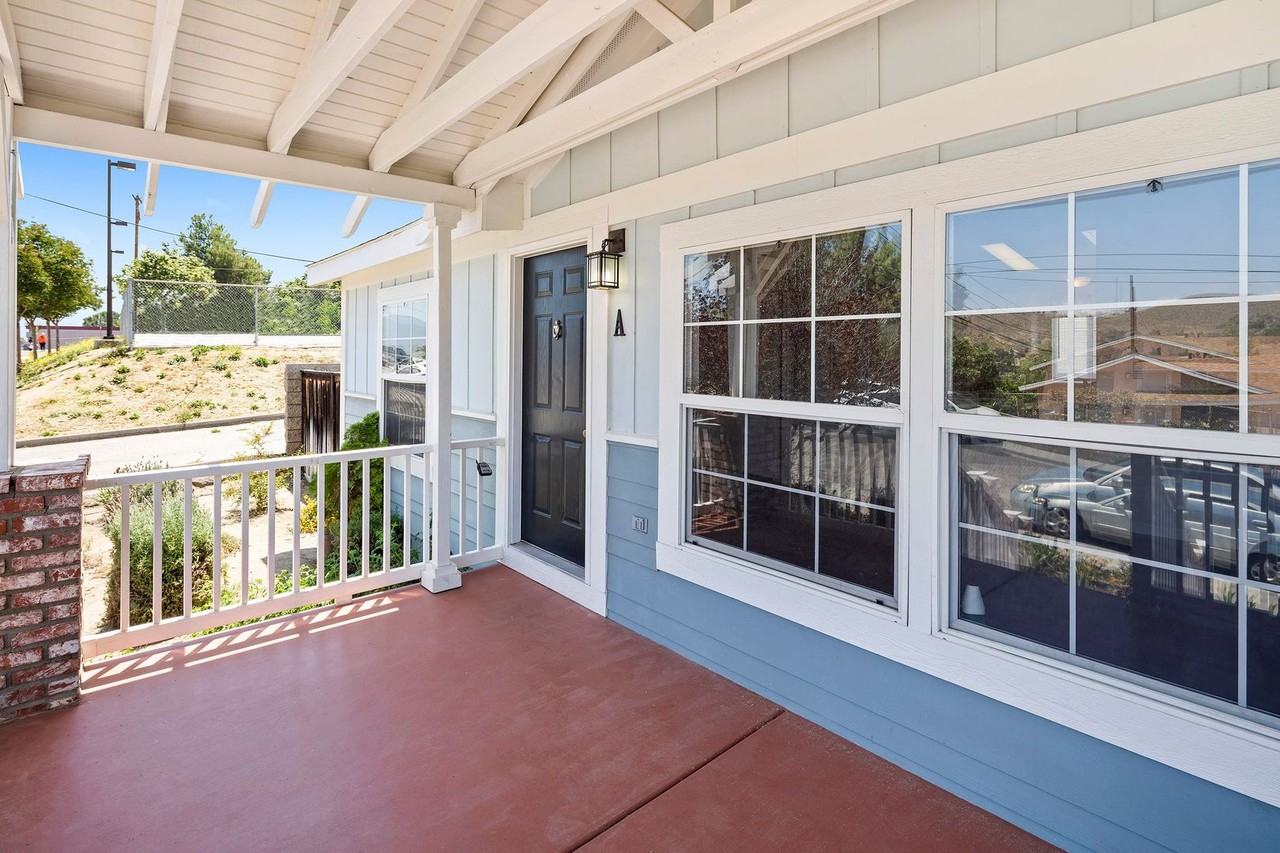 307 N Poe St #A - Photo 7 of 26