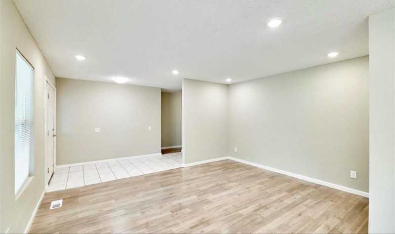 11951 Jerries Ln - Photo 5 of 31