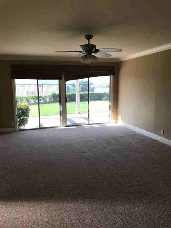 5652 Highgate Ter - Photo 7 of 12