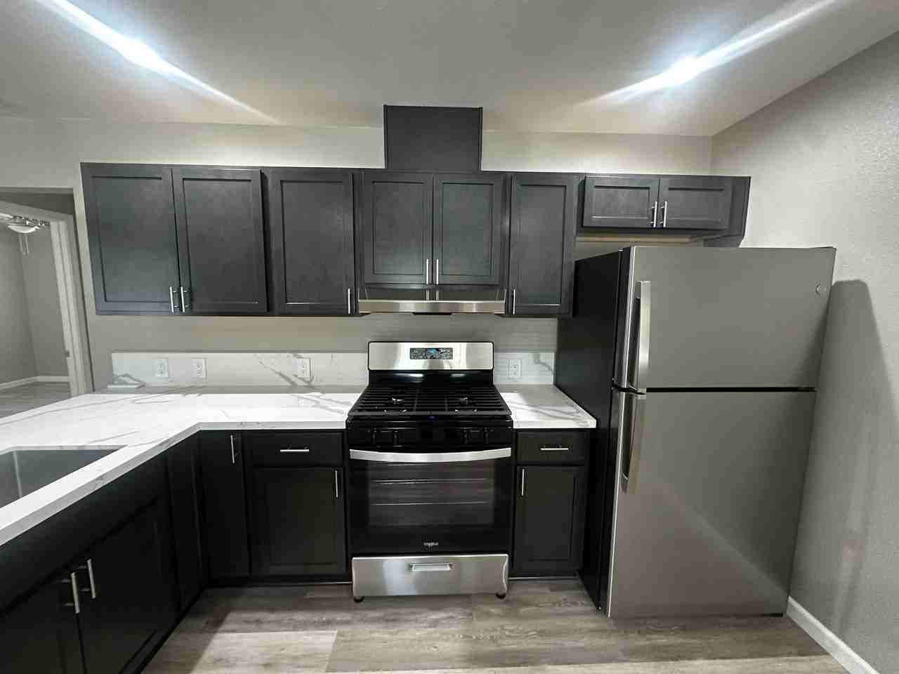 2110 Iroquois Ave - Photo 6 of 15