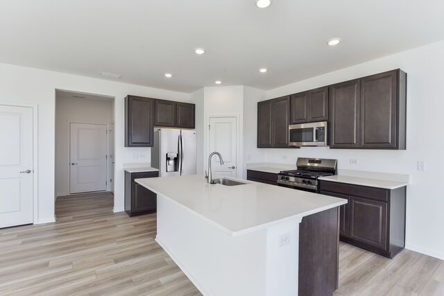 15238 S Hepworth Pl - Photo 3 of 13