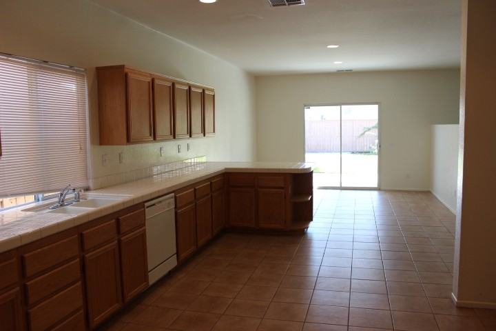 29365 Wrangler Dr - Photo 7 of 22