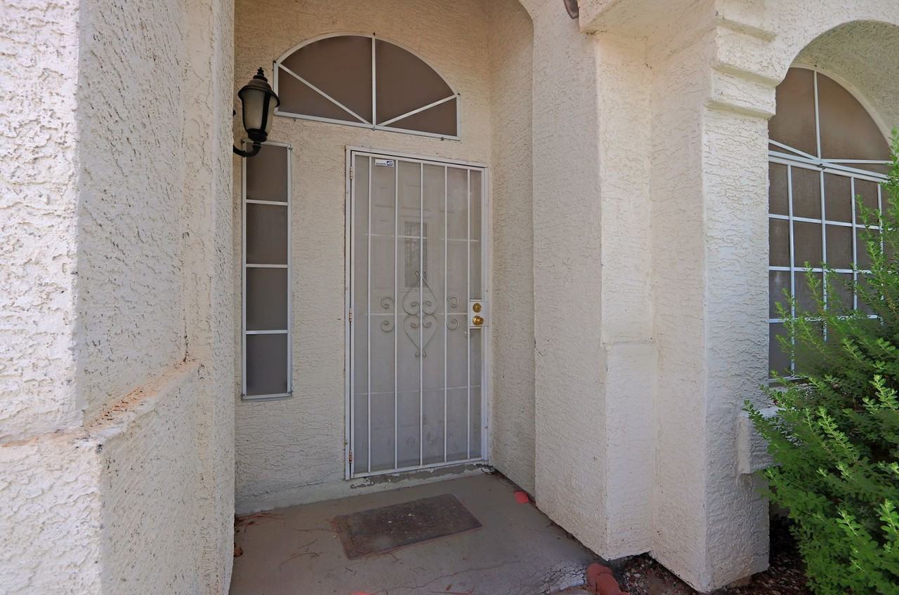 1316 Feather Glen Ct - Photo 3 of 25