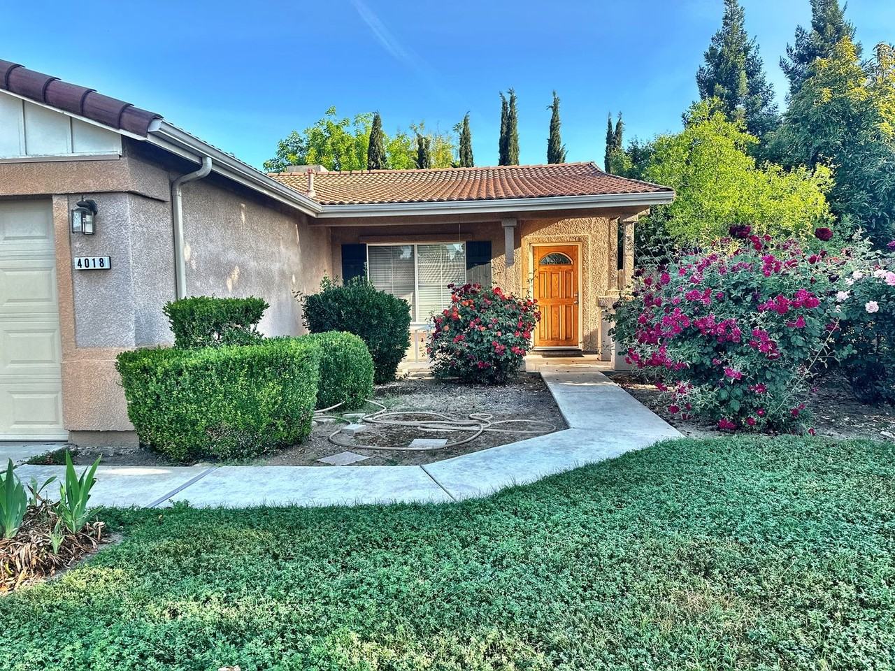 4018 W Elowin Ct - Photo 2 of 12