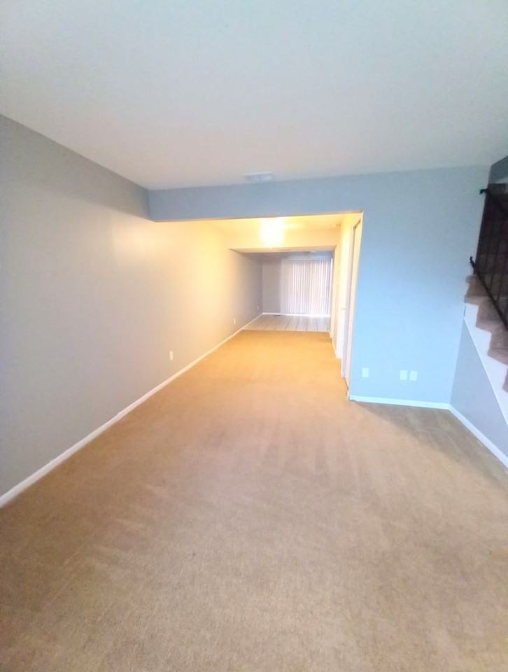 7363 Bigger St - Photo 4 of 13