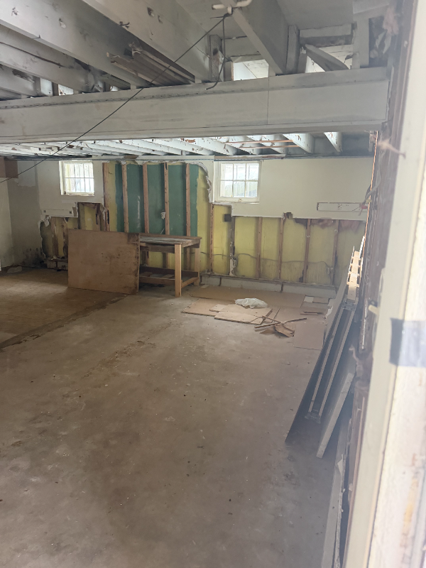 318 Murphy Ave - Photo 2 of 4