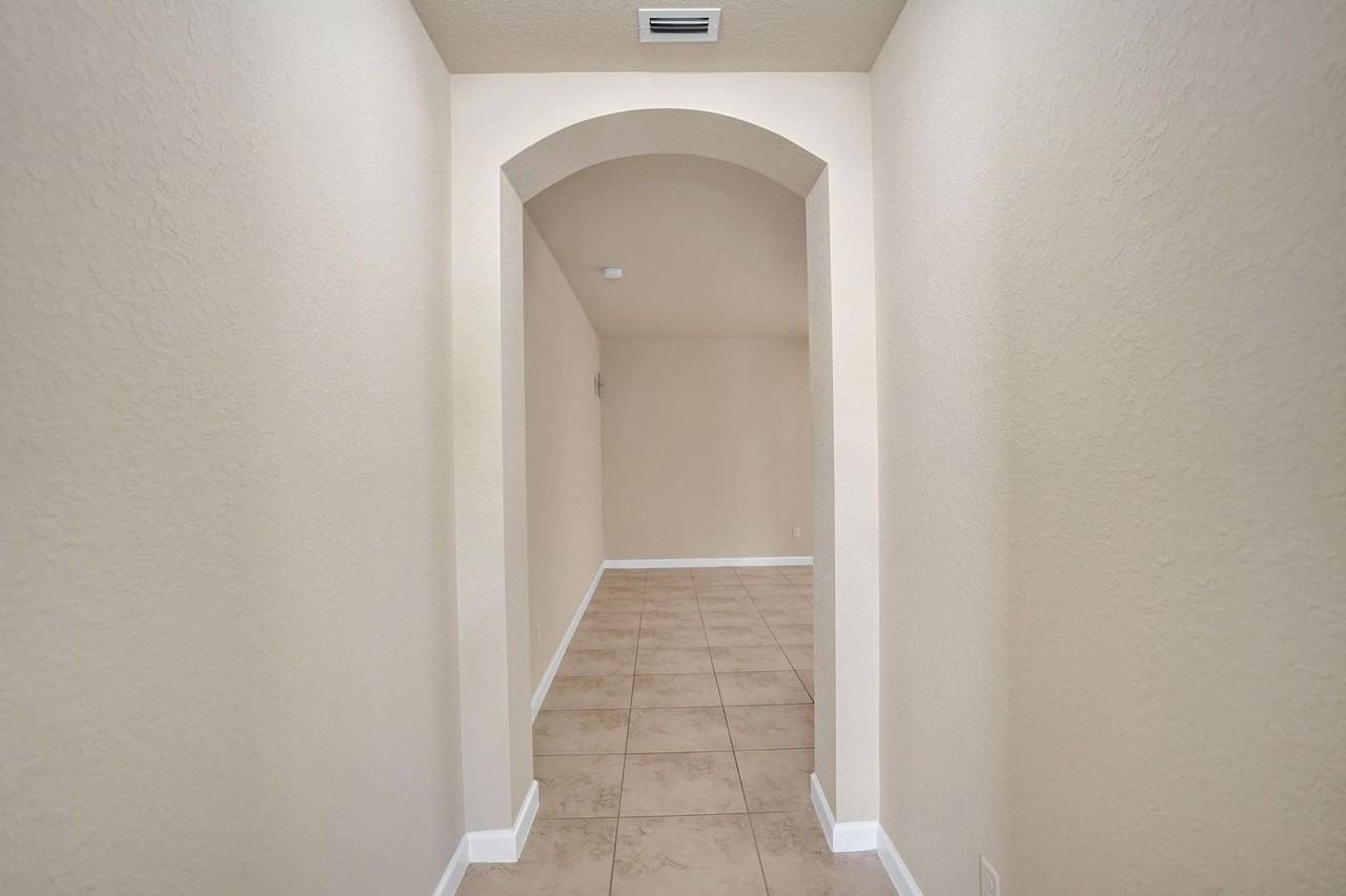 8432 Blue Cove Way - Photo 6 of 50