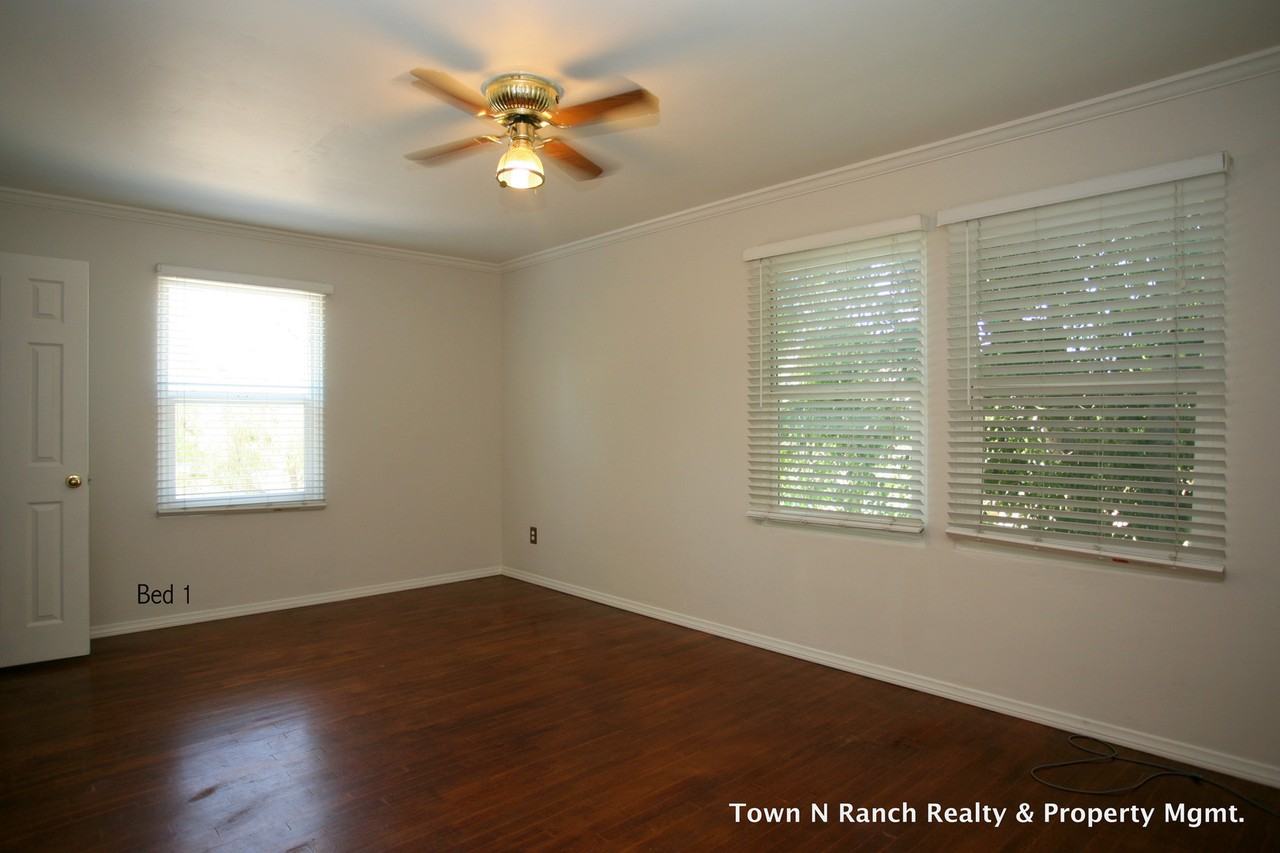 4782 Garfield St - Photo 7 of 18