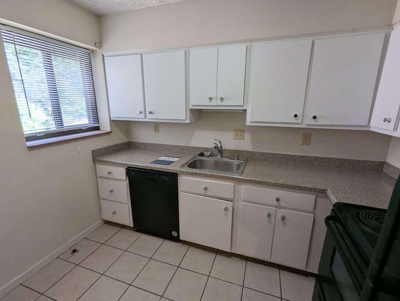 5120 5th Ave #202 - Photo 6 of 16