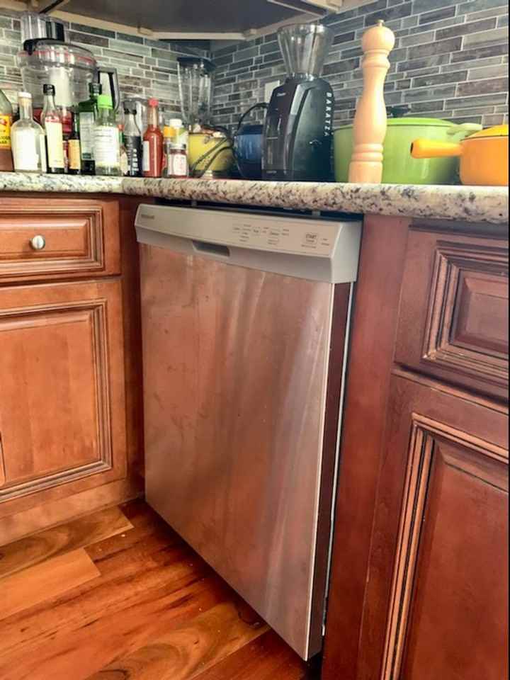 3812 Cabinet Way - Photo 3 of 17