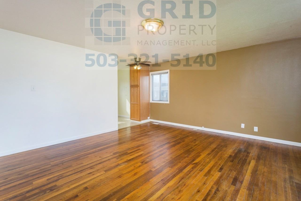 4919 Ne 86th Ave - Photo 3 of 19