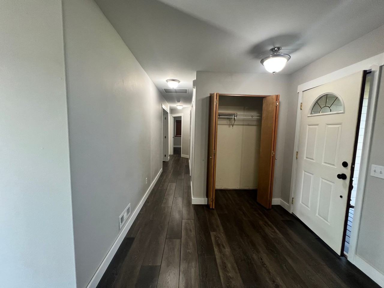 1906 E 14th Ave - Photo 6 of 34