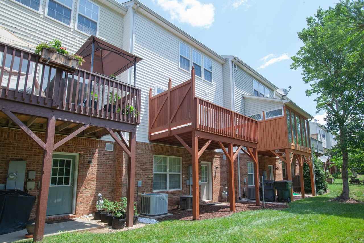 102 Chandler Chase Ct - Photo 2 of 27