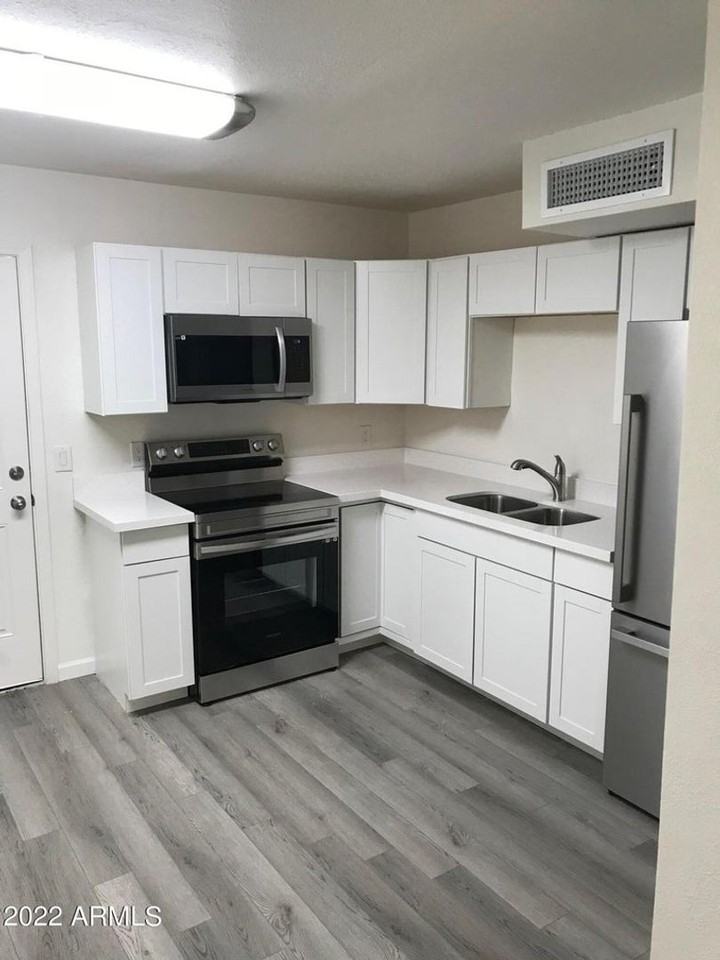 12731 W Tasha Dr #1 - Photo 2 of 4