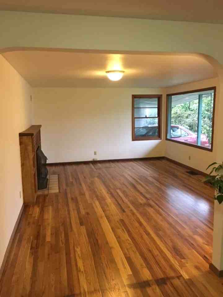 905 Nw 33rd St - Photo 2 of 32