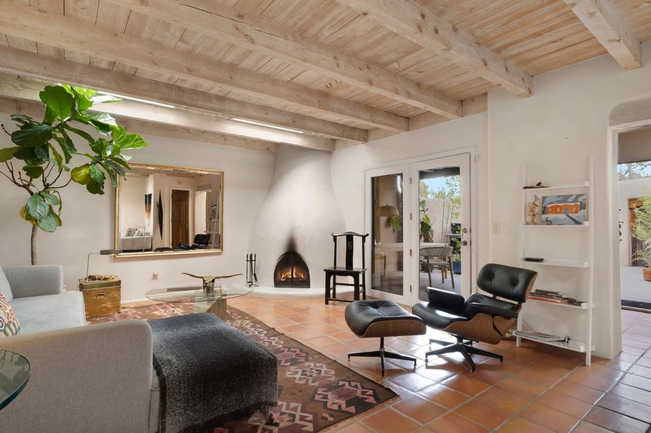 303 Calle Loma Norte - Photo 2 of 22