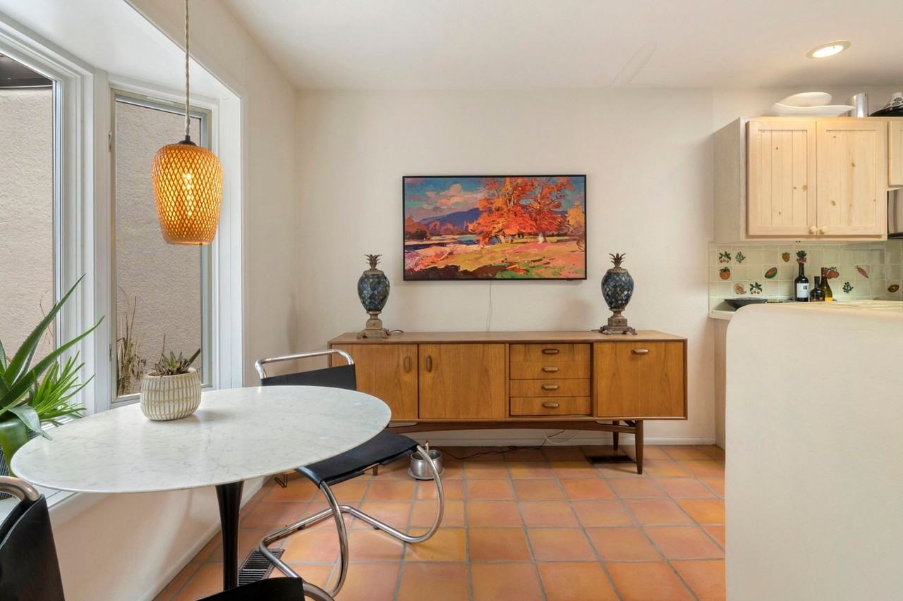 303 Calle Loma Norte - Photo 7 of 22