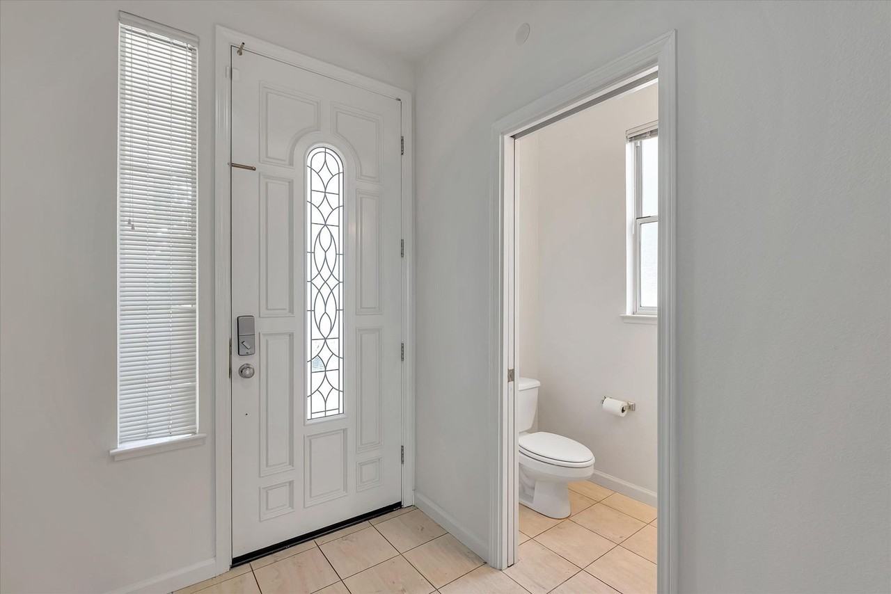 20409 Via San Marino - Photo 6 of 50